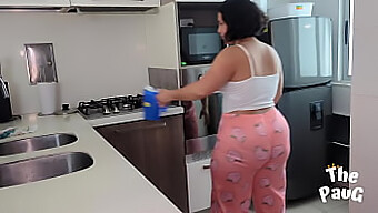 Pareja Amateur Real Se Pone Caliente Y Sucia En La Cocina